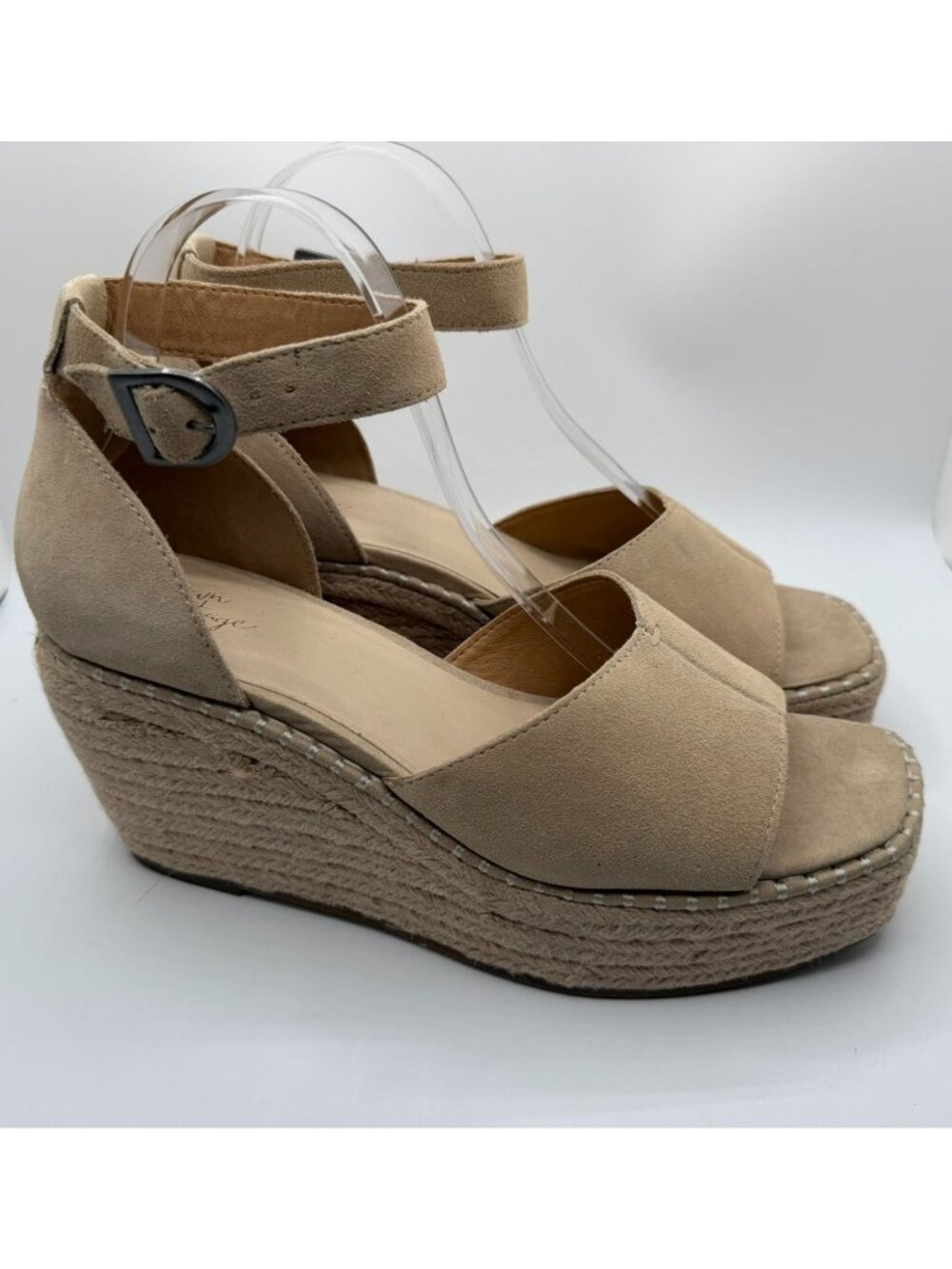 Crown Vintage Jaussie Espadrille Wedge Heel Women Size 10M Beige Suede Sandals